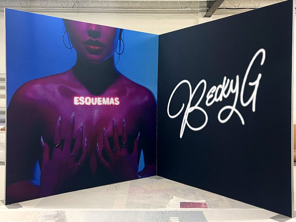 SEG (Silicone Edge Graphics) - Unique Options For Your Company ...