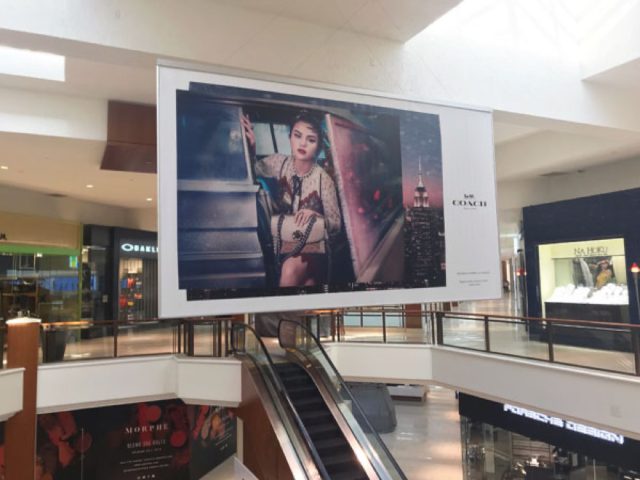 Double-Sided Banners work printed and installed by Binick Imaging, Miami