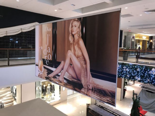 Double-Sided Banners work printed and installed by Binick Imaging, Miami