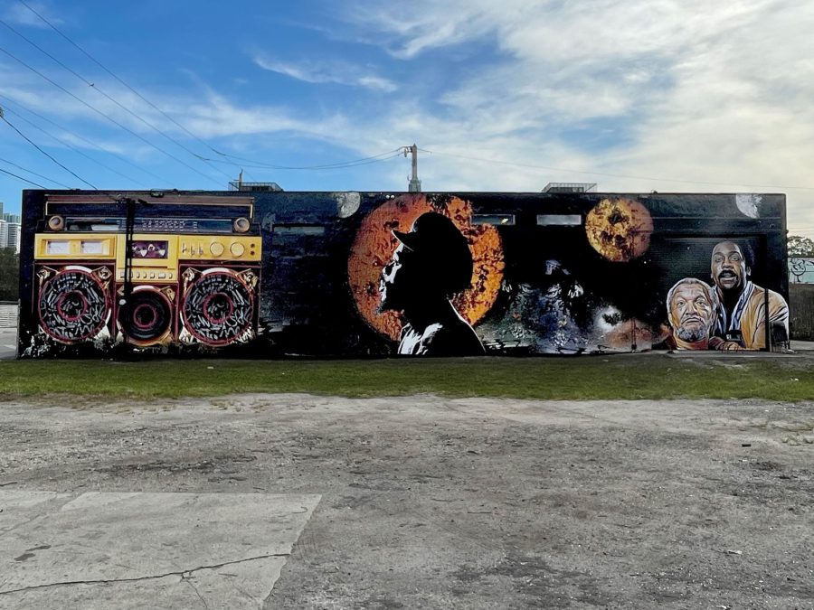 Outdoor art wall · Mural